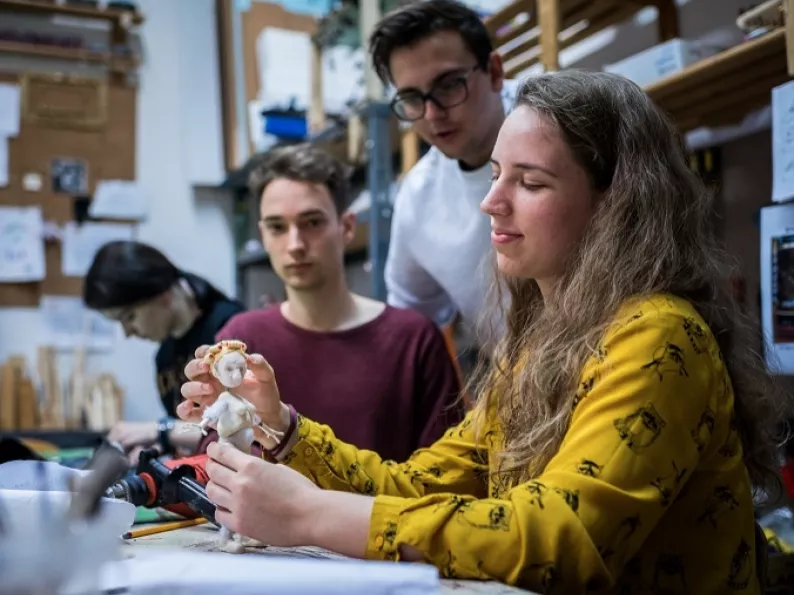 A fiatal művészek támogatására indít programot a Youngart, a METU és a Porsche