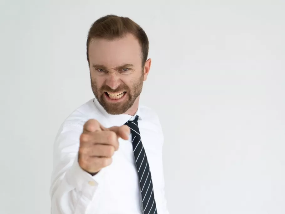 Egy főnöki grimasz évekig tüske maradhat