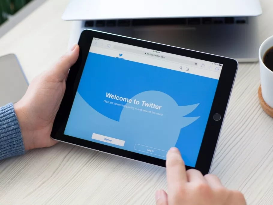 Nagy lépésre szánta el magát a Twitter: maradhatnak home office-ban a munkatársaik a járvány után is