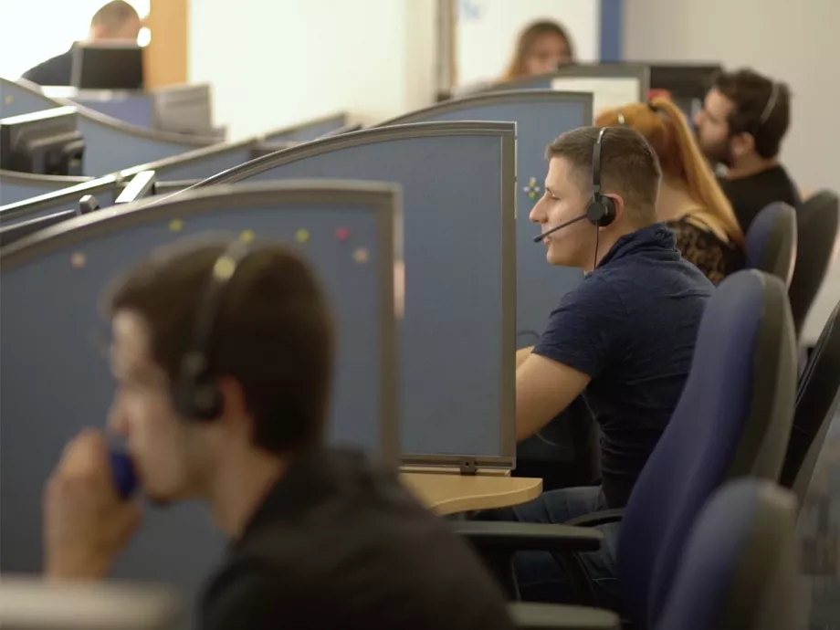 140 szegedi munkavállalóval bővül a Telenor