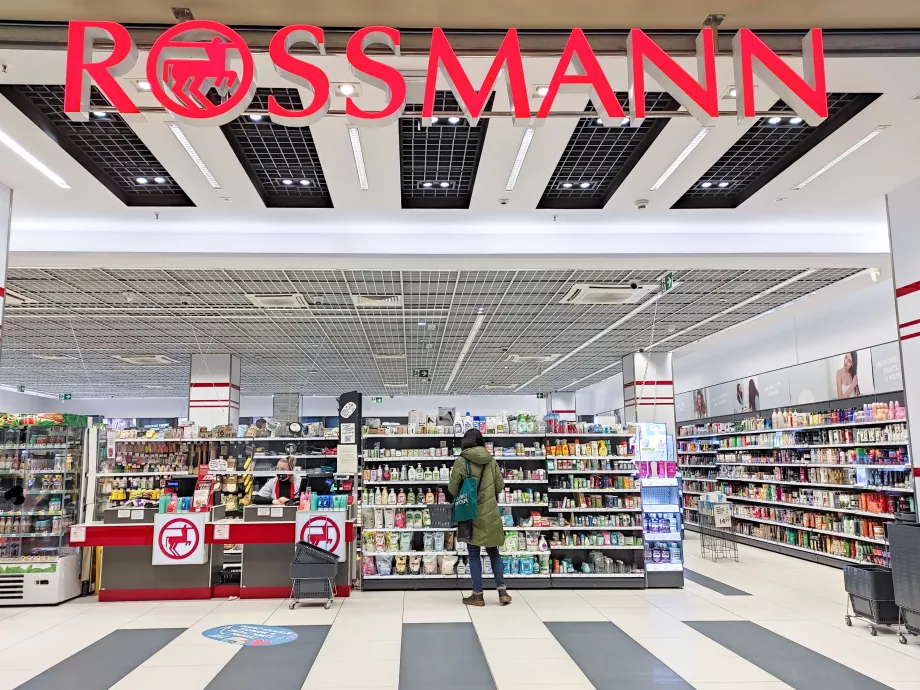 Távozik Flórián László a Rossmann Magyarországtól