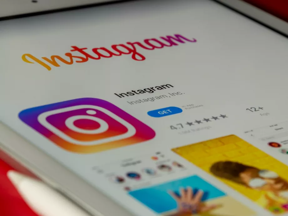Az Instagramon a megbánás működik, a tagadás nem